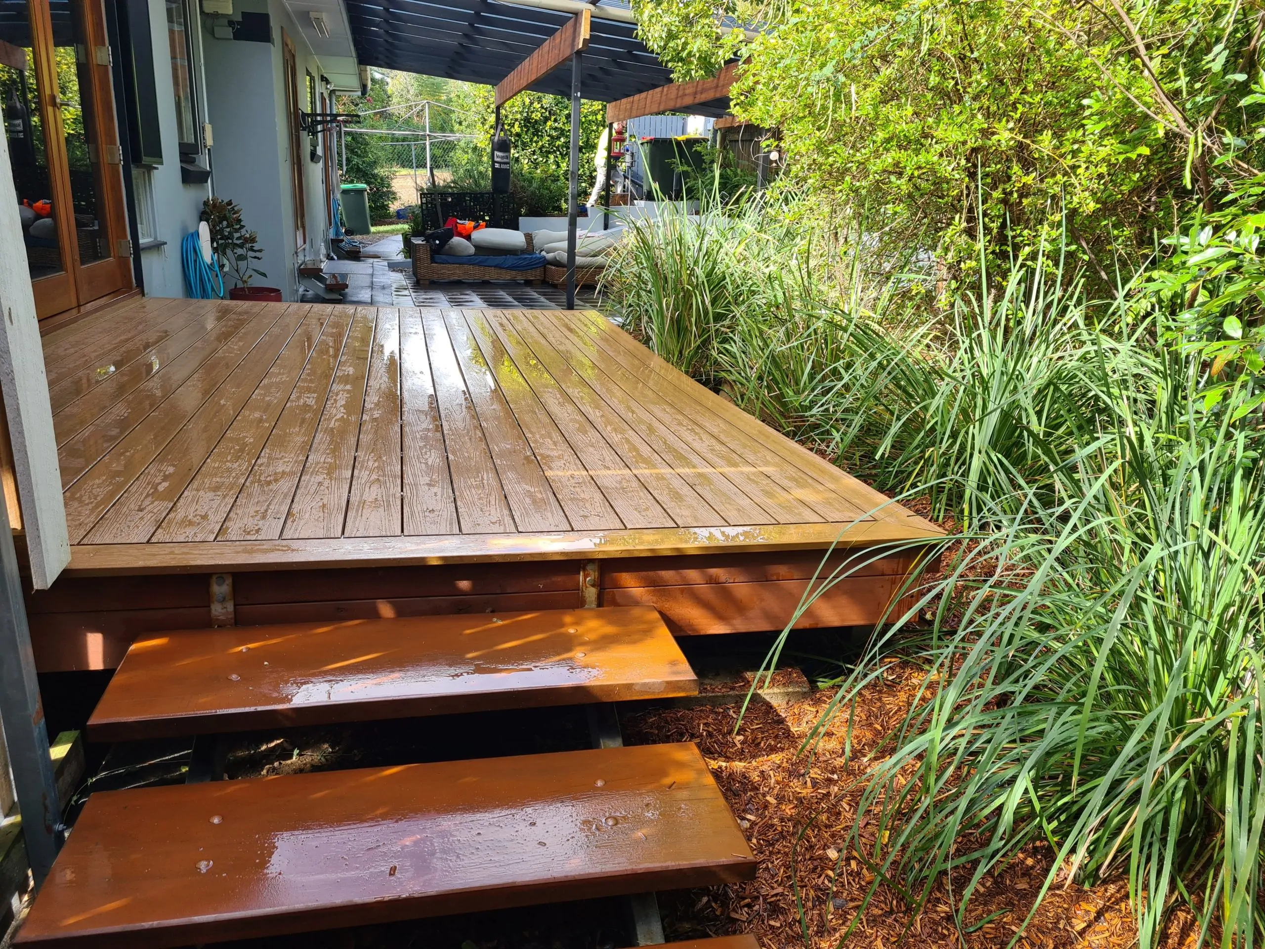 Eko Decking, leather wood, hidden screws